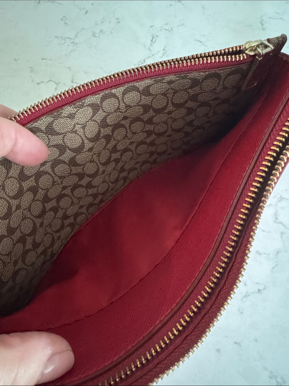 Coach Red Pebbled Leather Crossbody Bag with Additional Zippered Case. - Picture 6 of 13